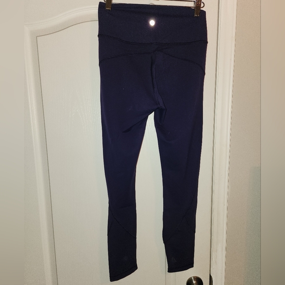 Lululemon pants size 6 dark purple - Picture 2 of 3